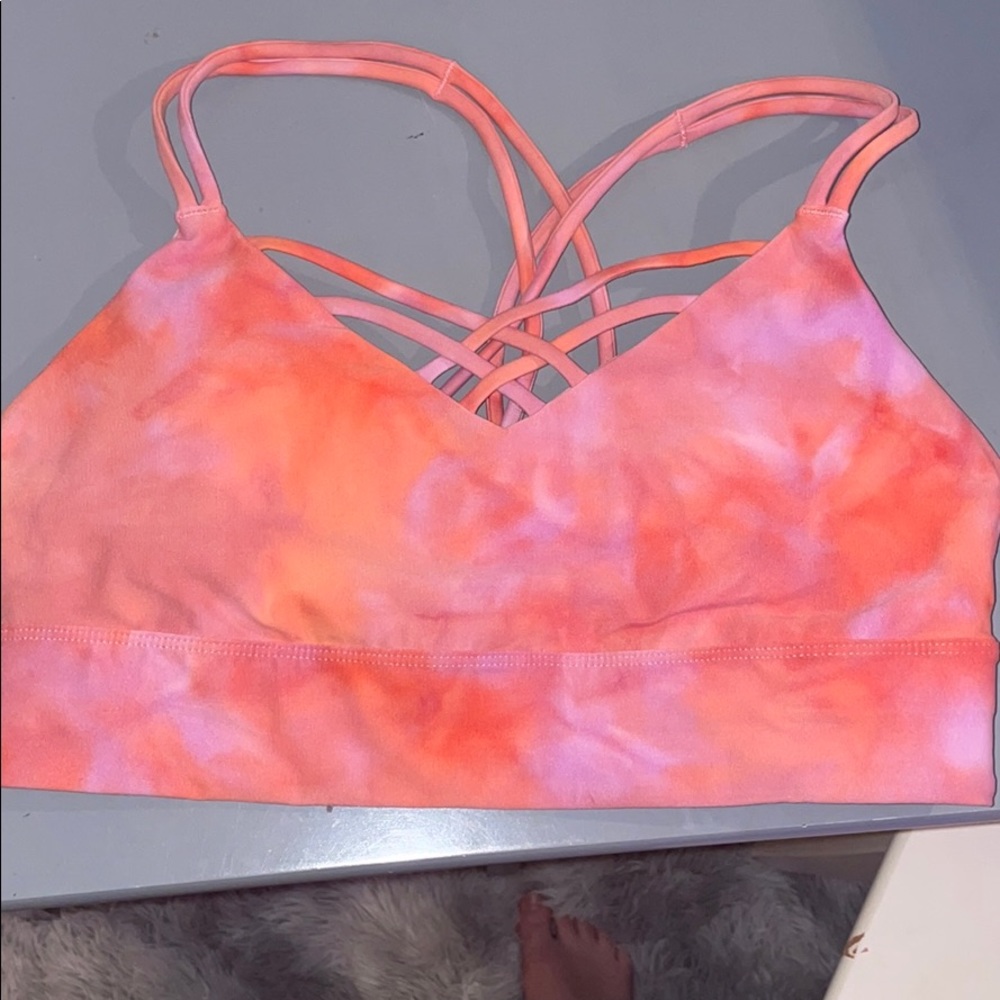 sports bra